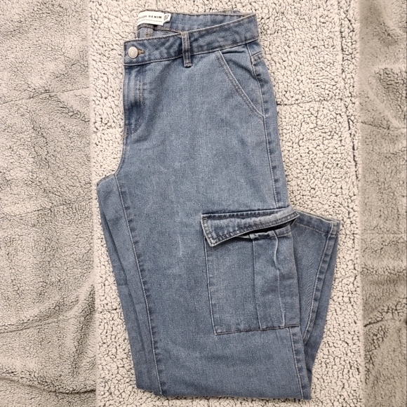REFUGE cargo denim jeans - Picture 2 of 3
